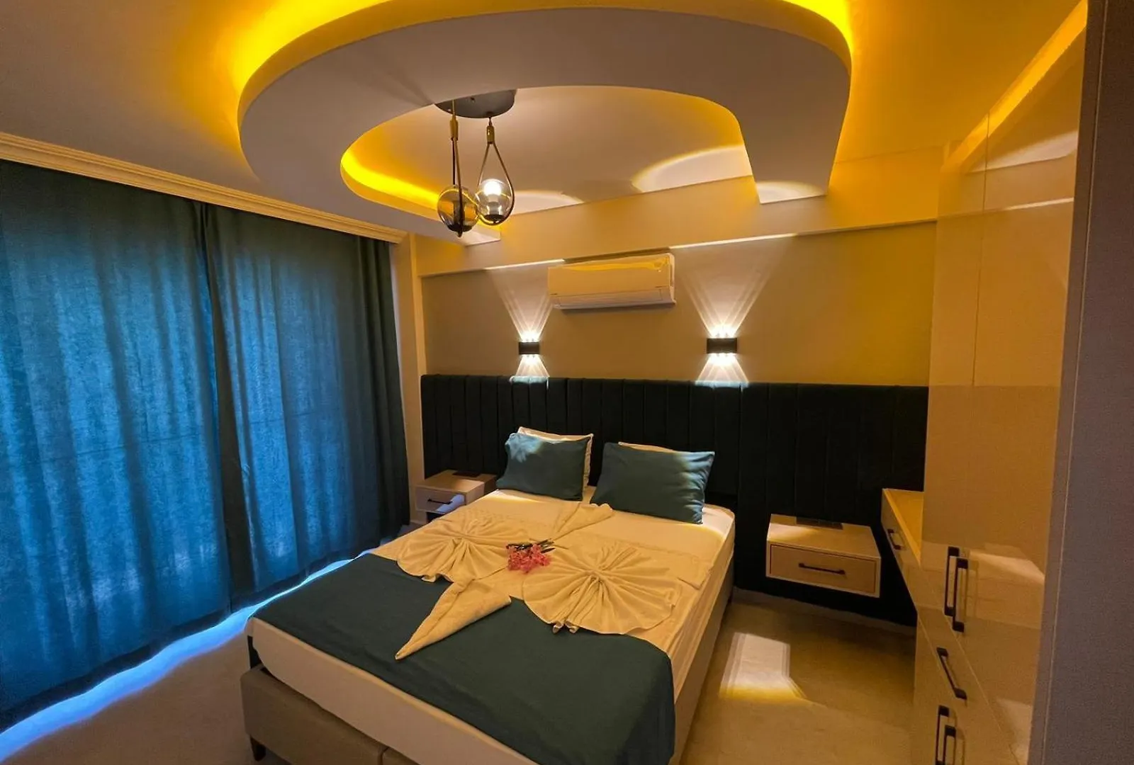 אולודניץ Hayat Apart Hotel מלון דירות