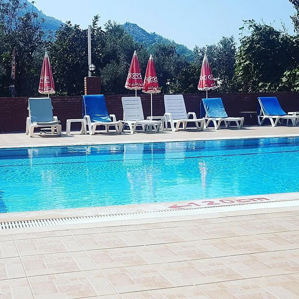 מלון דירות אולודניץ Hayat Apart Hotel